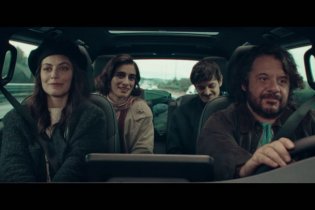 Con Chi Viaggi - Clip - Persone A Posto