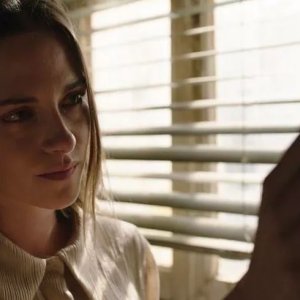 Crimes of the Future: Kristen Stewart in un primo piano