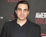 Rich Rotella si è sottoposto ad una dolorosa procedura di allungamento degli arti per diventare più alto