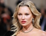 Kate Moss contraddice Amber Heard: 'Johnny Depp non mi ha mai spinta giù per le scale'