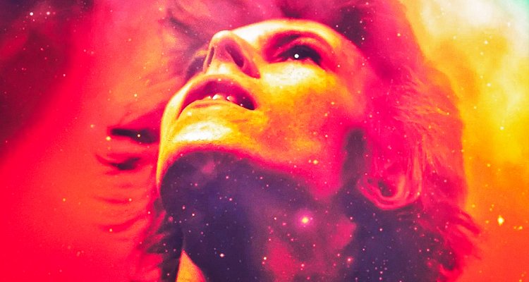 Moonage Daydream, la recensione: cogliere l’essenza di David Bowie
