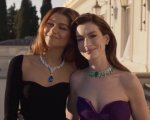 Zendaya e Anne Hathaway splendide e sensuali nello spot di Bulgari diretto da Paolo Sorrentino
