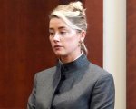 Amber Heard descrive in dettaglio le molestie e le minacce di morte subite 'per aver mentito'