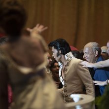 Elvis: Austin Butler in un momento del film