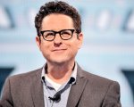 Demimonde: la serie di J.J. Abrams potrebbe essere cancellata, Warner sta rivalutando l'accordo con Bad Robot