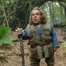 Willow: Warwick Davis in una scena