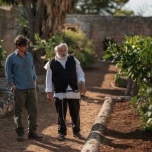 Alla vita: Riccardo Scamarcio con Sasson Gabai in una scena del film