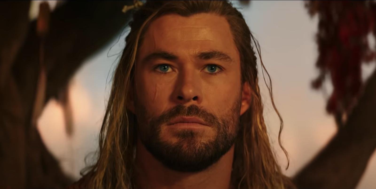 Thor, Chris Hemsworth: 'Tornerò nel ruolo, ma solo se Marvel darà un finale alla storia'