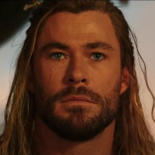 Thor: Love and Thunder, Chris Hemsworth in un primo piano