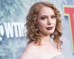 Alicia Witt rivela di aver combattuto segretamente contro il cancro e di aver subito una mastectomia