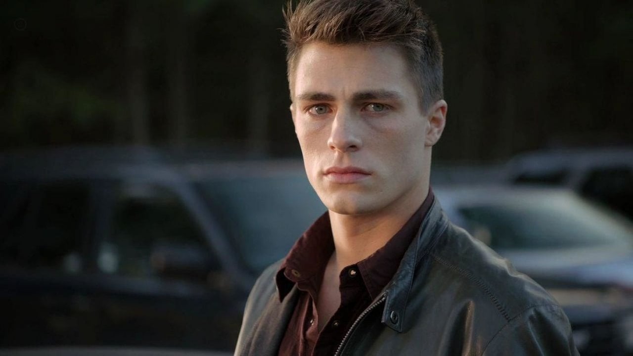 Colton Haynes svela i motivi del suo abbandono di Arrow e Teen Wolf in un  libro di memorie