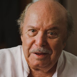 Viaggio a sorrpesa - Surprise Trip: Lino Banfi in una scena del film