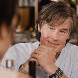 Viaggio a sorrpesa - Surprise Trip: Ronn Moss in una scena del film