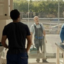 I tuttofare: una sequenza del film