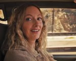 Hollywood Stargirl, Judy Greer: “Ana e Stargirl si esprimono con il guardaroba'