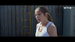 Interceptor  -  featurette 'Behind The Stunts With Elsa Pataky'