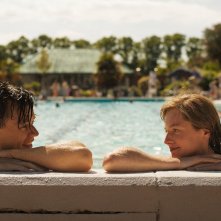 My Policeman: Harry Styles ed Emma Corrin in una foto del film