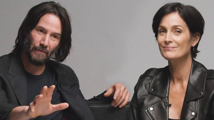 Matrix, Carrie-Anne Moss celebra il suo collega Keanu Reeves: "Gentile e generoso"