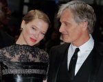 Léa Seydoux e Viggo Mortensen di Crimes Of The Future parlano del significato dell'ultimo film di Cronenberg