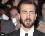 Chris Evans rivela di aver colpito in faccia Ryan Gosling con una pistola (VIDEO)