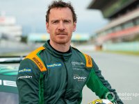 Michael Fassbender al volante alla 24 Ore di Le Mans