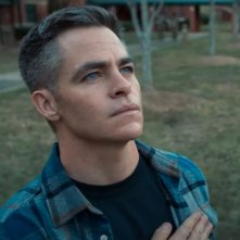 The Contractor: Chris Pine in una scena del film