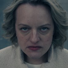 The Handmaid's Tale: una foto di Elisabeth Moss nella quinta stagione