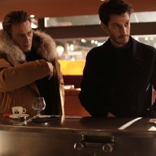 Amanti: Pierre Niney e Benoit Magimel in una scena