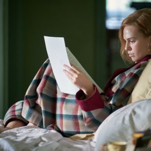 Secret Love: Odessa Young in un momento del film