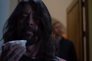 Studio 666 - Clip (2)