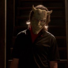 Black Phone: Ethan Hawke durante una scena del film