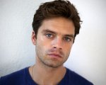 Pam & Tommy, Sebastian Stan: 'Uno degli Avengers avrebbe dovuto doppiare il pene di Tommy Lee'