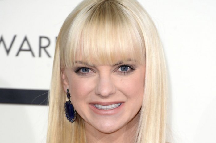 Anna Faris: "Mi sono trasformata in un'altra persona dopo il mio primo divorzio"