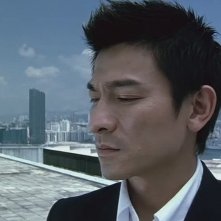 Infernal Affairs: Andy Lau e Tony Chiu-Wai Leung in una scena del film