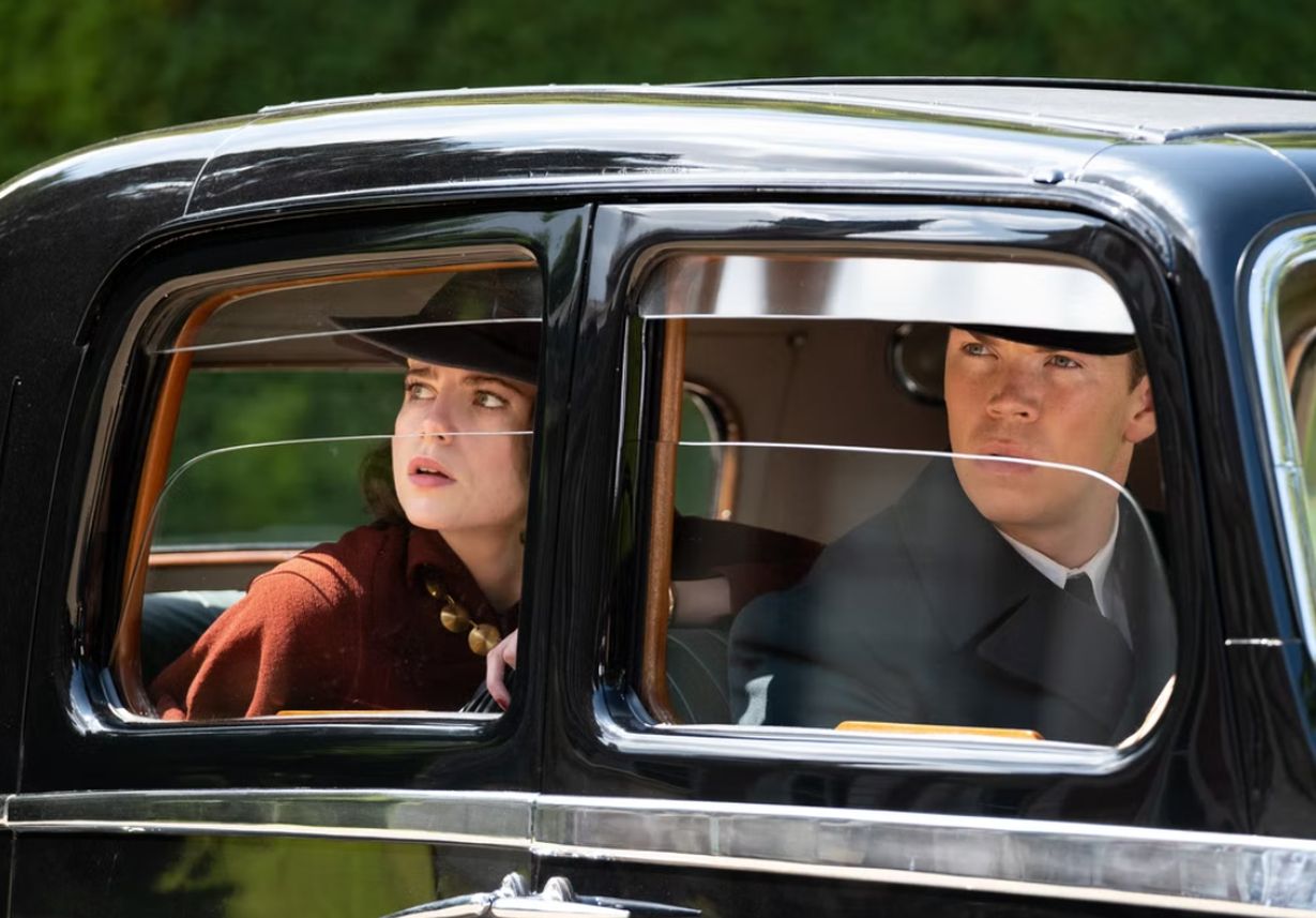 Agatha Christie Perché non l'hanno chiesto a Evans?, la recensione Movieplayer.it Agatha Christie Perché non l'hanno chiesto a Evans?, la recensione Movieplayer.it