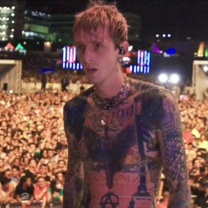 Machine Gun Kelly's Life in Pink: una scena del film