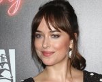 Dakota Johnson parla delle riprese di Cinquanta sfumature di grigio: 'Era il caos, un'esperienza psicotica'