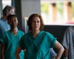 Cinque giorni al Memorial: Vera Farmiga nel trailer della serie Apple sull'uragano Katrina