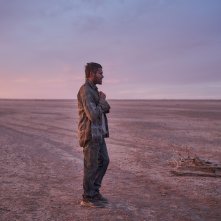 Gold: Zac Efron in mezzo al deserto