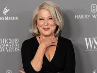 Bette Midler: la battuta sul Viagra dopo la sentenza sull'aborto è fulminante
