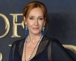 J.K. Rowling, Warner Bros. difende la scrittrice: 'Orgogliosi di collaborare con lei'