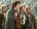 Il Signore degli Anelli: la reunion dei quattro hobbit e il photo bomb di un fan (FOTO)