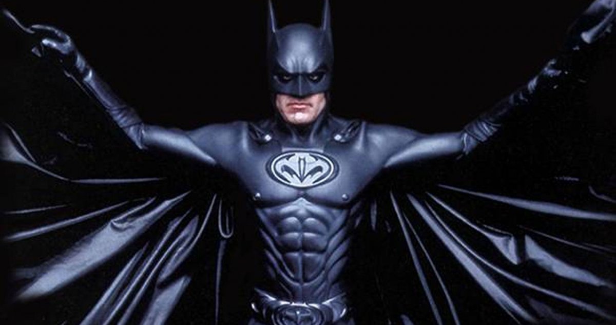 Batman & Robin: il famoso costume di George Clooney sarà venduto all