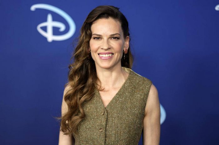 Hilary Swank, Jack Reynor e Olivia Cooke nel thriller Mother's Milk