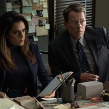 Black Bird: Sepideh Moafi e Greg Kinnear in una scena