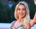 Tale e Quale Show 2022, Valeria Marini entra nel cast del programma di Carlo Conti
