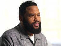 Law &amp; Order, Anthony Anderson spiega perché ha deciso di lasciare lo show dopo una sola stagione