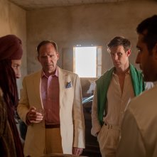 The Forgiven: Ralph Fiennes e Matt Smith in un'immagine