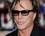 Mickey Rourke: 'Amber Heard è un'arrampicatrice sociale in cerca di soldi'