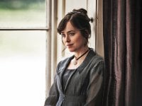 Persuasione, la recensione: Dal romanzo di Jane Austen, una versione leggera e multietnica con Dakota Johnson